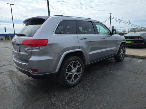 2018 Jeep Grand Cherokee Sterling Edition