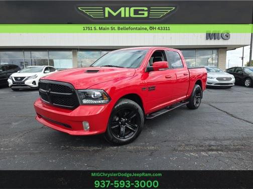 2017 RAM 1500 Night Crew Cab 4x4 5'7' Box