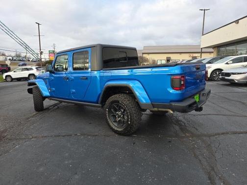 2024 Jeep Gladiator Willys