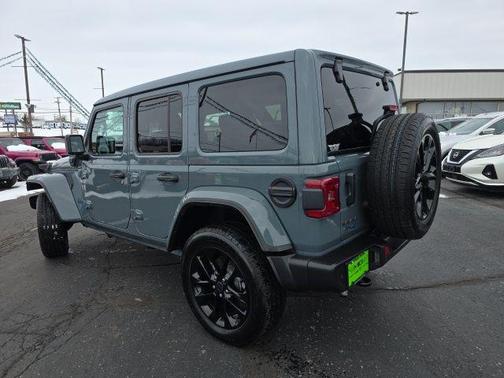 2025 Jeep Wrangler 4xe Sahara