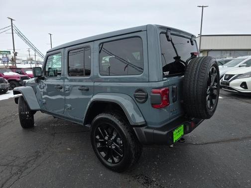 2025 Jeep Wrangler 4xe Sahara
