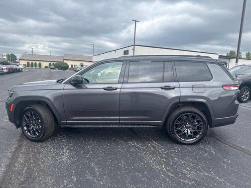 Baltic Gray Metallic Clearcoat 2025 Jeep Grand Cherokee L Summit Reserve