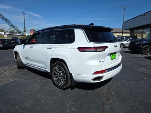 2022 Jeep Grand Cherokee L Summit Reserve