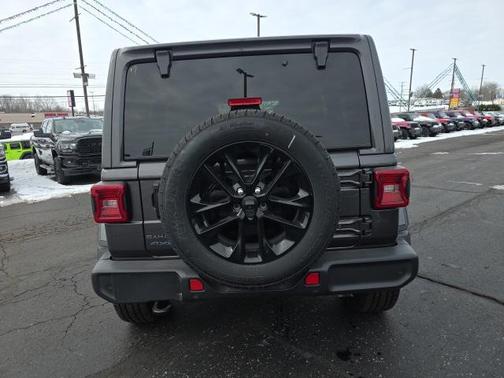 2025 Jeep Wrangler 4xe Sahara