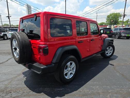 2022 Jeep Wrangler Unlimited Sport