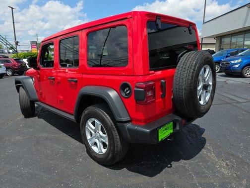 2022 Jeep Wrangler Unlimited Sport