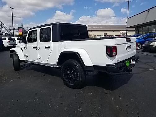 2023 Jeep Gladiator Sport S