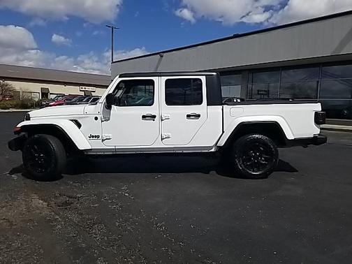 2023 Jeep Gladiator Sport S