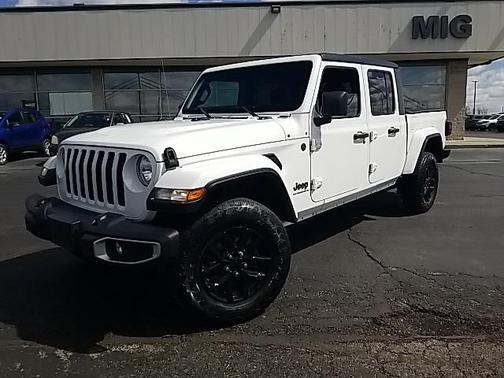 2023 Jeep Gladiator Sport S