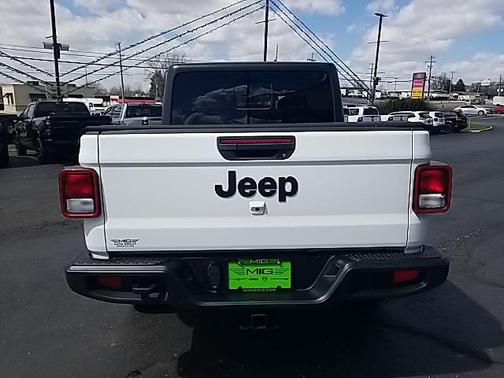 2023 Jeep Gladiator Sport S