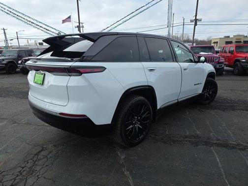 2024 Jeep Wagoneer S Launch Edition