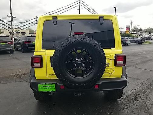 2024 Jeep Wrangler Willys