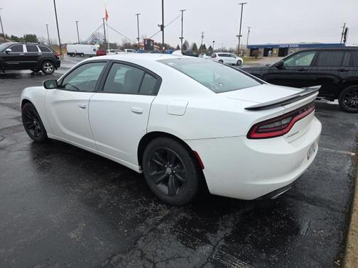 2015 Dodge Charger SXT