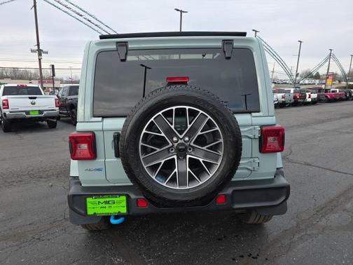 2023 Jeep Wrangler 4xe Sahara