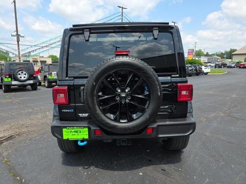 2023 Jeep Wrangler 4xe Sahara