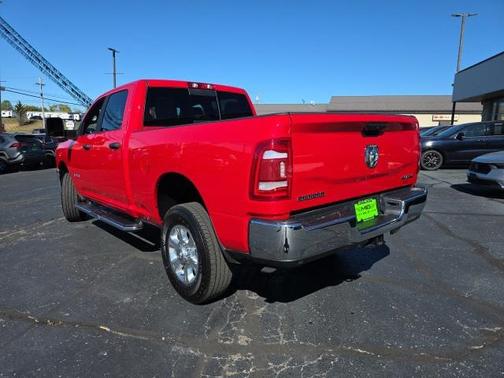 2024 RAM 2500 Big Horn Crew Cab 4x4 6'4' Box