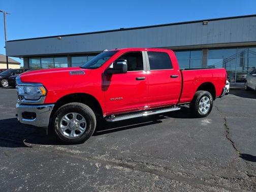 2024 RAM 2500 Big Horn Crew Cab 4x4 6'4' Box