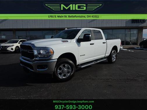 2024 RAM 2500 Big Horn Crew Cab 4x4 6'4' Box