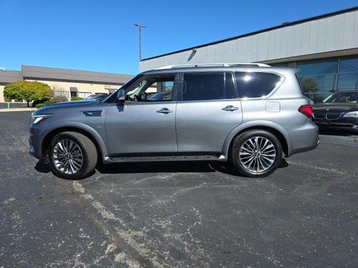 2018 INFINITI QX80 Base