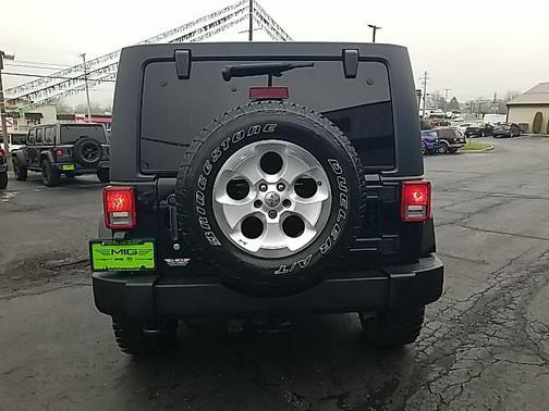 2013 Jeep Wrangler Unlimited Sahara