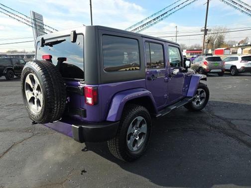 2017 Jeep Wrangler Unlimited Sahara
