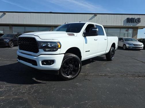 2024 RAM 2500 Big Horn Crew Cab 4x4 6'4' Box