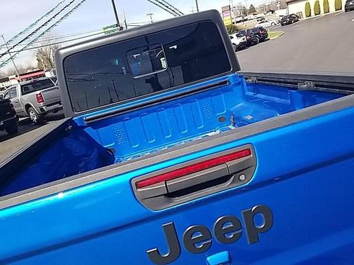 2023 Jeep Gladiator Sport S