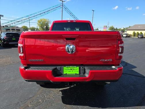 2024 RAM 2500 Big Horn Crew Cab 4x4 6'4' Box