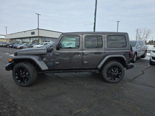 2025 Jeep Wrangler 4xe Sahara