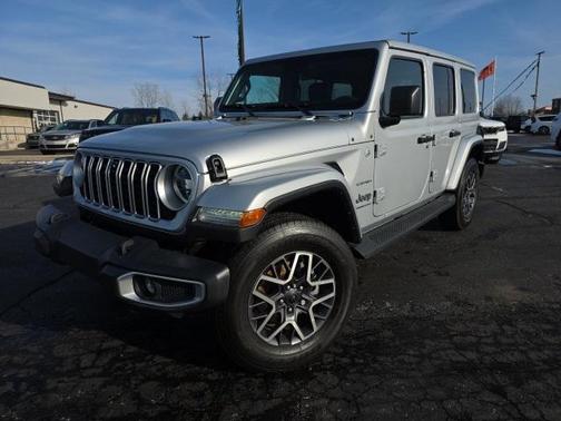 2024 Jeep Wrangler 4-Door Sahara 4x4