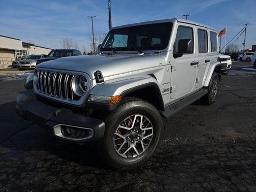 2024 Jeep Wrangler 4-Door Sahara 4x4