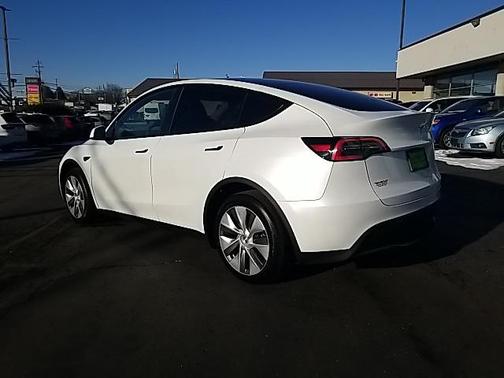 2024 Tesla Model Y Long Range Dual Motor All-Wheel Drive