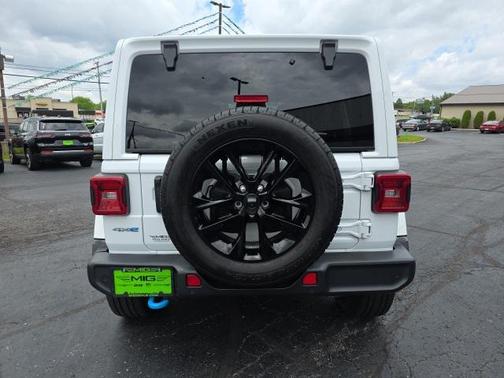 2024 Jeep Wrangler 4xe Sahara