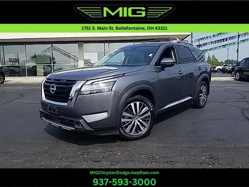 2022 Nissan Pathfinder Platinum 2WD