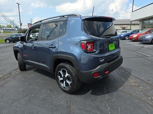 2022 Jeep Renegade Trailhawk