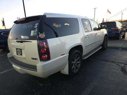 2009 GMC Yukon XL Denali