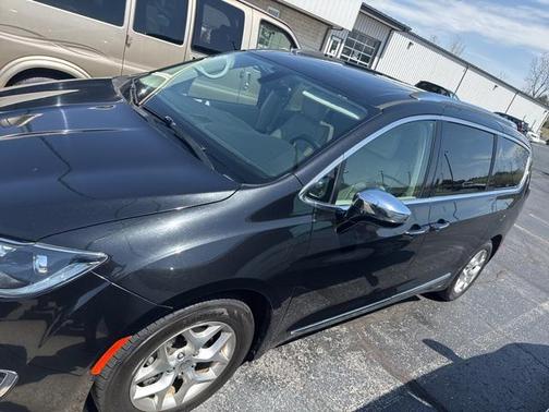 2020 Chrysler Pacifica Limited
