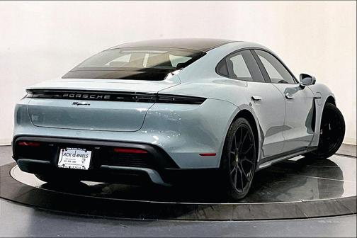 2025 Porsche Taycan