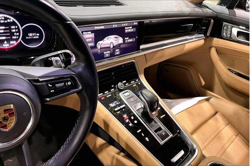 2021 Porsche Panamera 4