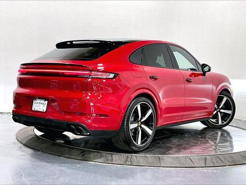 Carmine Red 2026 Porsche Cayenne S