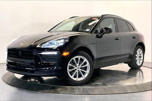 2025 Porsche Macan 