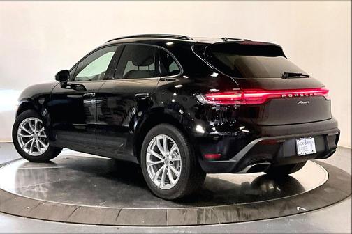 2025 Porsche Macan 