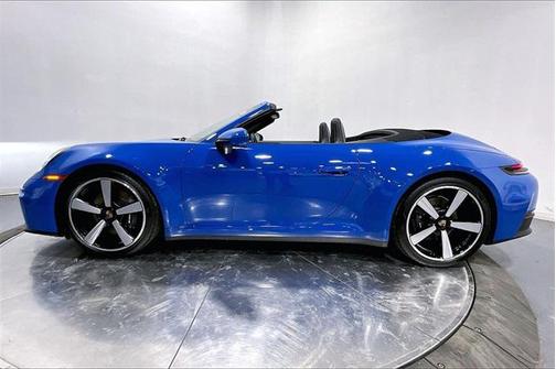 2025 Porsche 911 Carrera