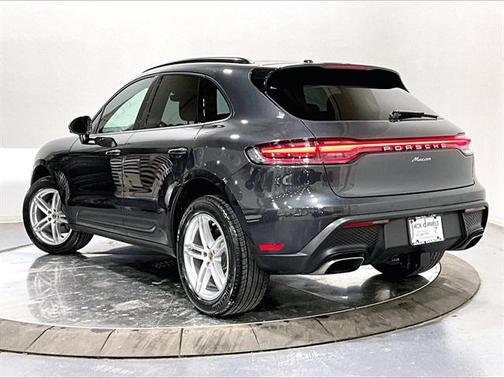 2026 Porsche Macan 