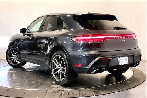 2025 Porsche Macan 