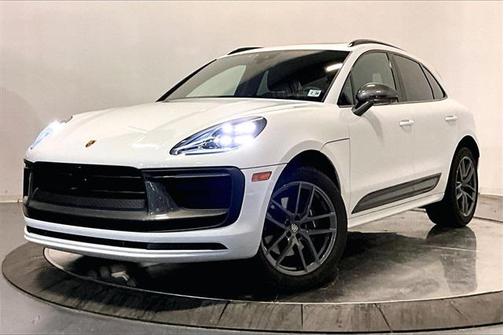 2025 Porsche Macan T