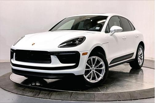 2025 Porsche Macan Base