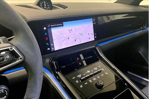 2025 Porsche Panamera 4