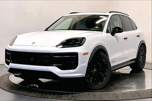 2026 Porsche Cayenne GTS