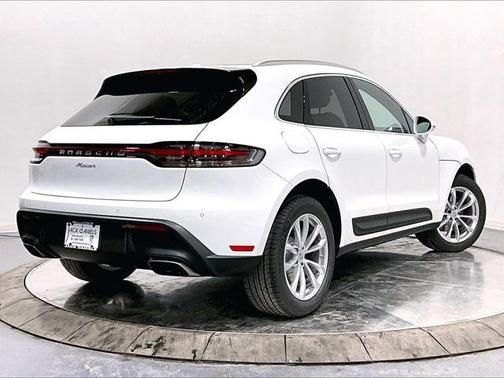 2026 Porsche Macan 